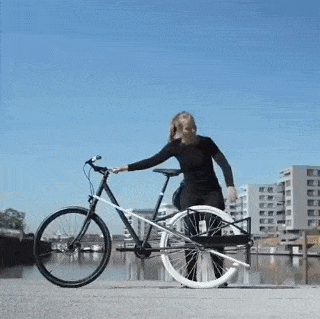 Мем: Лёгким движением руки велосипед превращается, Гексоген