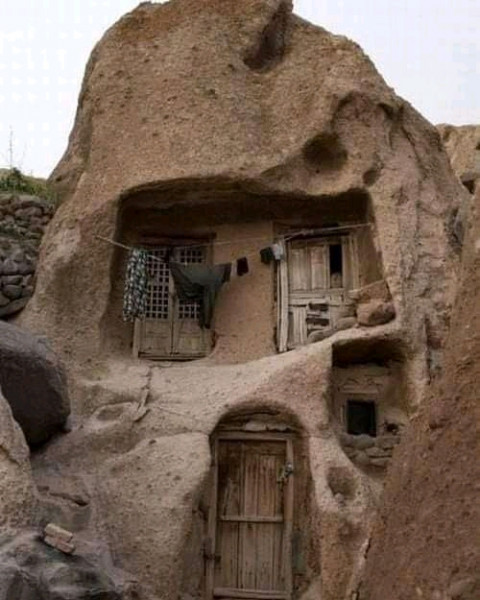Мем: 700-летний дом в Иране, в котором до сих пор живут люди., Оби Ван Киноби