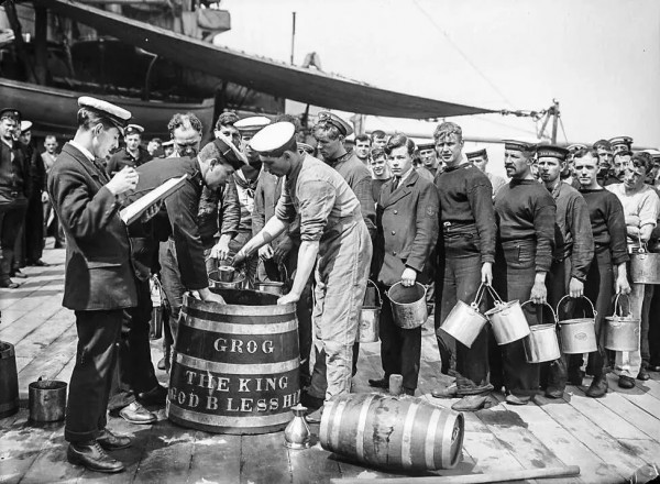 Мем: Раздача грога английским морякам. 1910-е годы, Леонид Хлыновский