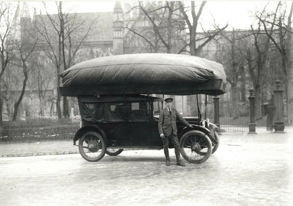 Мем: Такси с газовым топливным баком. Норвегия, 1917 год, Леонид Хлыновский