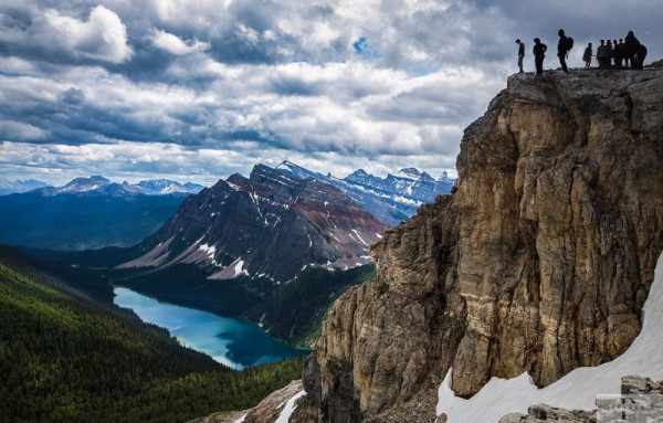 Мем: Ко Дню гор