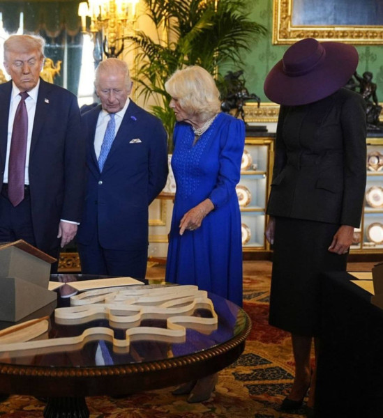 Мем: Когда у мелании села батарейка., henh